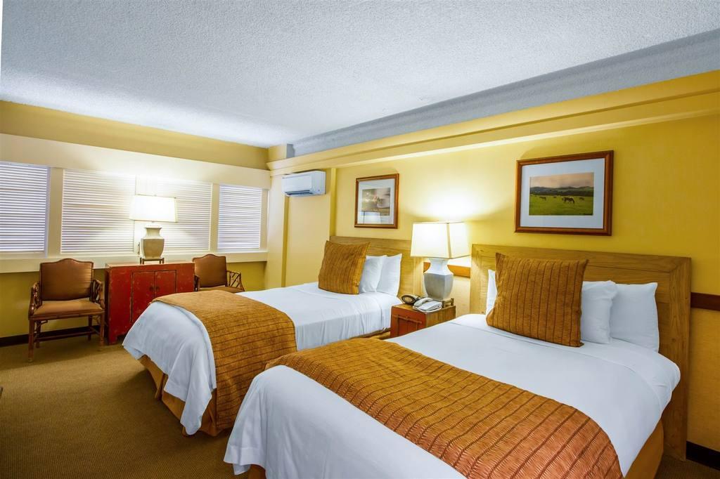 Hotel Equus Honolulu Esterno foto